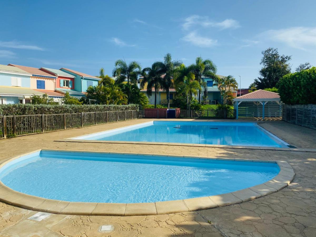 Maison Mitoyenne , Piscine,Citerne, Jardin, Parking, Plage لو جوسيير المظهر الخارجي الصورة